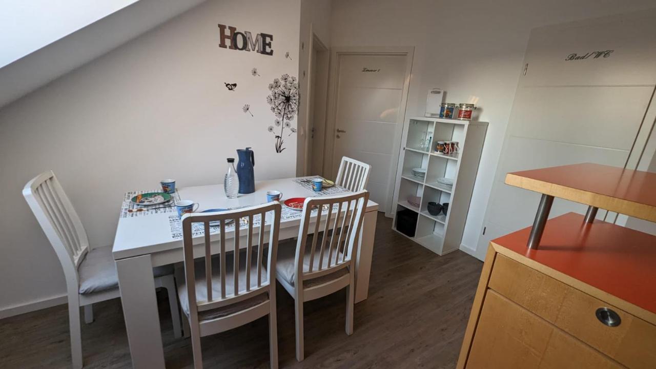 Helle Wohnung Mit Zwei Schlafzimmern Eching  Exterior photo