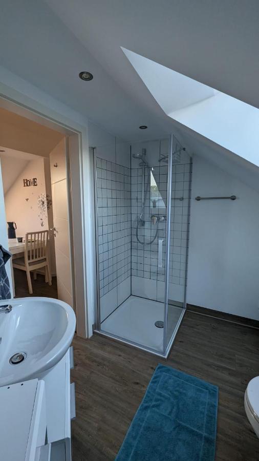 Helle Wohnung Mit Zwei Schlafzimmern Eching  Exterior photo